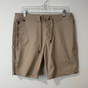 Roark Men's Layover 2.0 Traveler Shorts Tan Khaki Cargo Stretch Ventilated